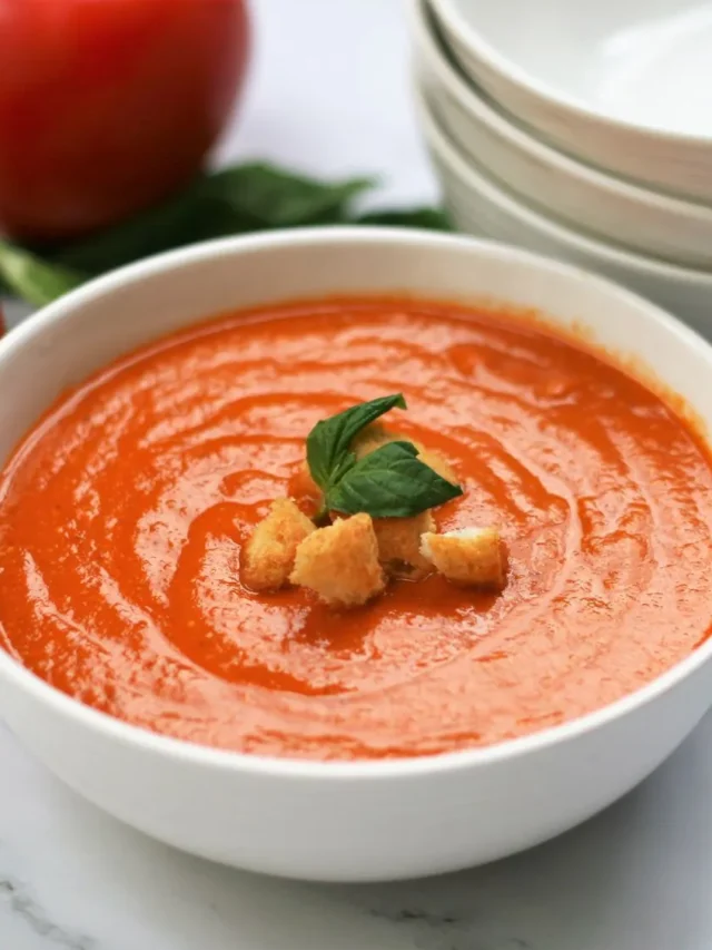 Easy Fresh Tomato Soup Recipe
